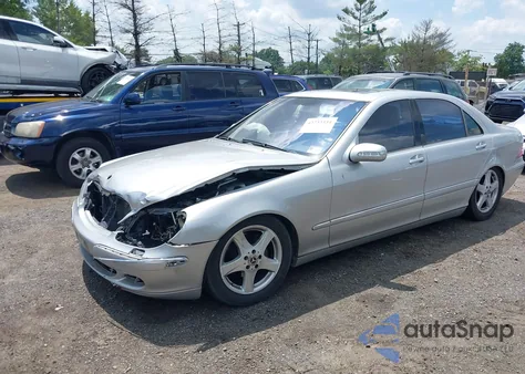 2004 Mercedes-Benz S 500 z USA, uszkodzony, nr VIN WDBNG75J04A421534